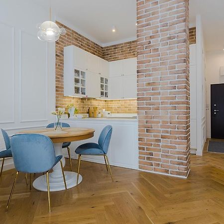 Woronicza Premium- Margo Apart Warszawa Exteriör bild